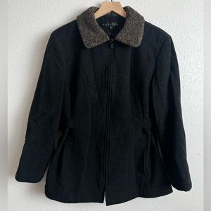 Gallery Wool Blend Charcoal Black Zip Up Lined Coat With Fuzzy Brown Collar